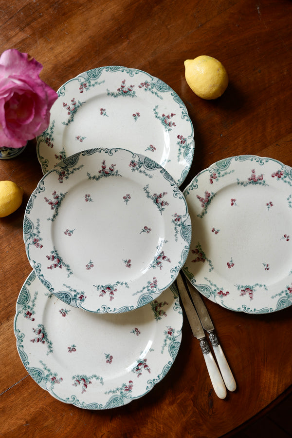 4 assiettes plates Longwy Vincennes
