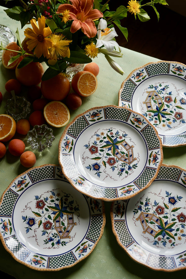 4 assiettes plates Sarreguemines Montmorency
