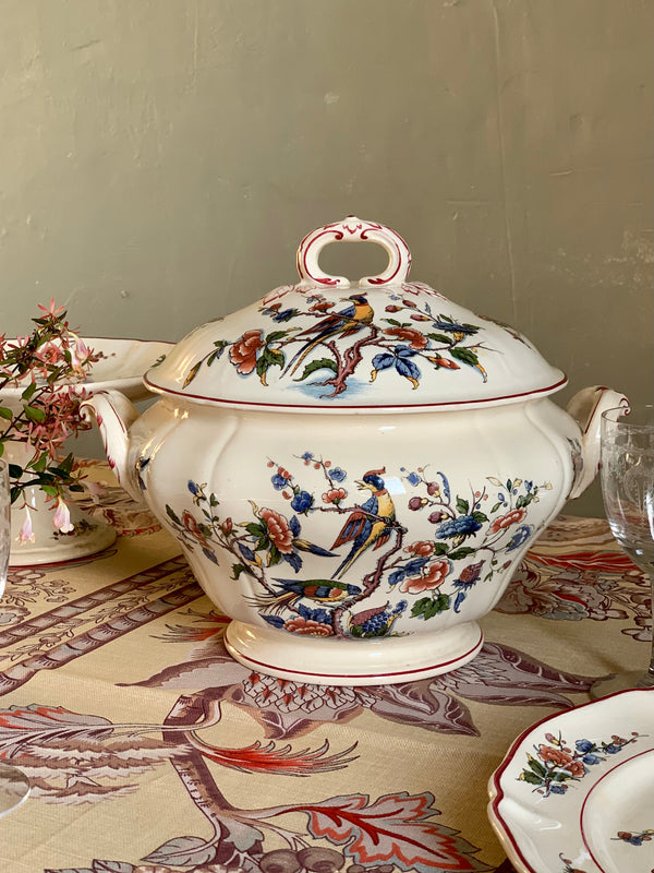 Une soupière ancienne de Villeroy & Boch Modèle “Rouen”